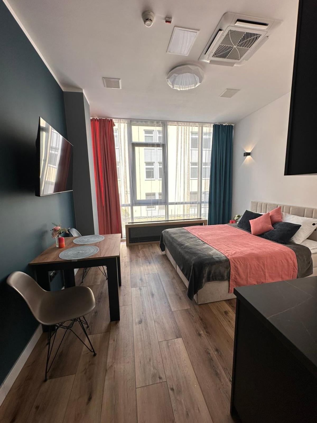 Hotel Apart Варшава Екстер'єр фото