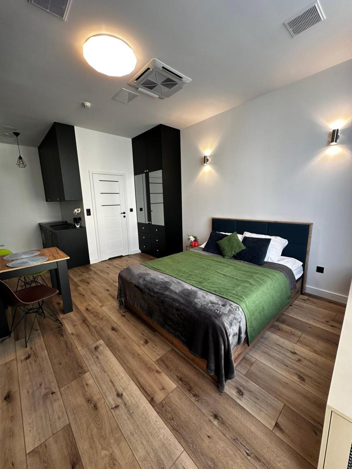 Hotel Apart Варшава Екстер'єр фото